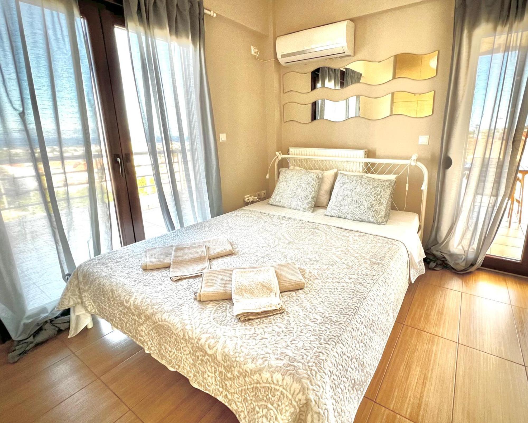 Sunrise Studio With Unhindered View To The Sea. Неа-Макри Экстерьер фото